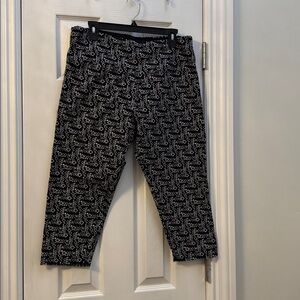 Black and White Patterned Capris